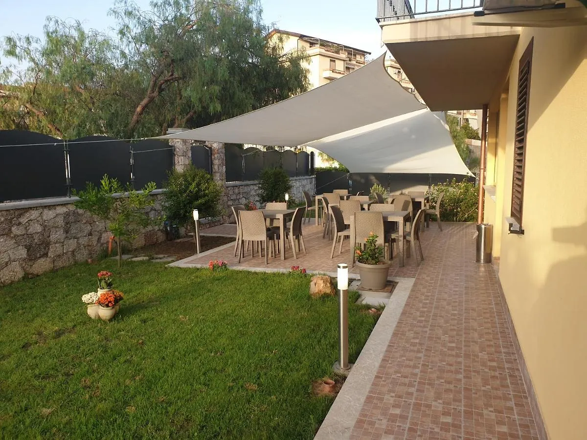 B&B Villa Chiara Bed And Breakfast Taormine Couette-café